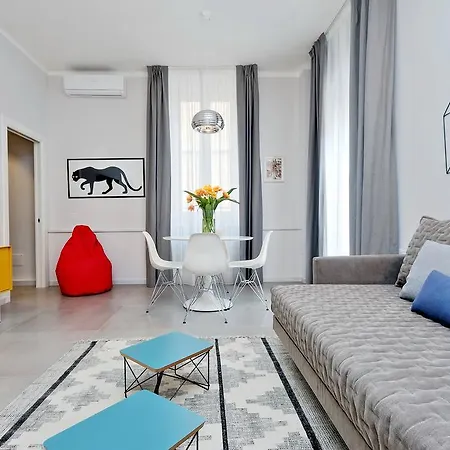 Propaganda Apartment *