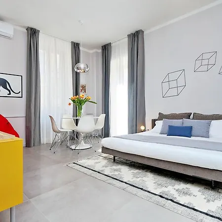 Propaganda Apartman
