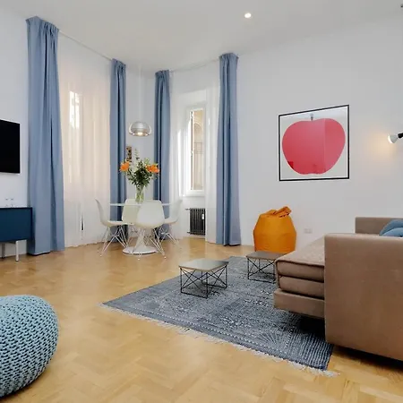 프로파간다 스위트 아파트 *