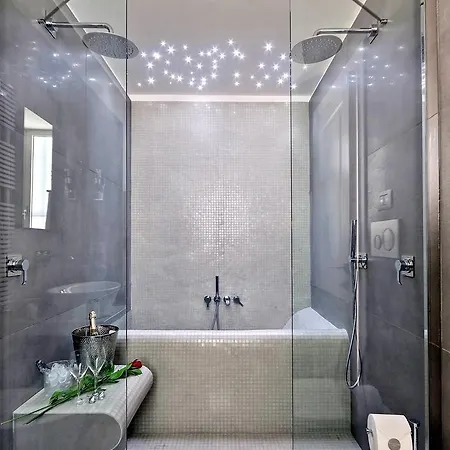 Apartament Propaganda