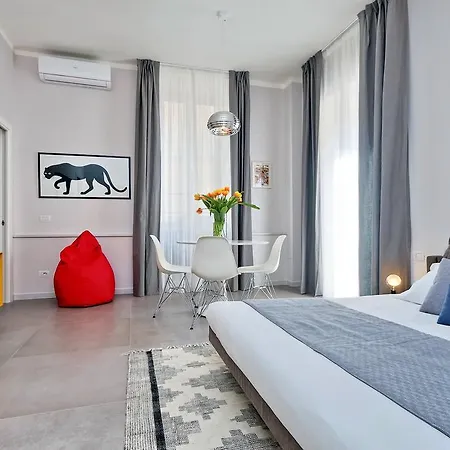 Apartament Propaganda