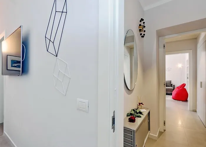 宣传套房公寓 *